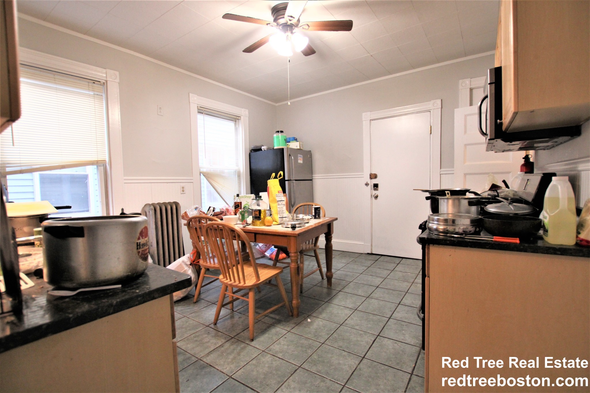 4 bed, 1 bath apartment for rent at 10 Carmel St Unit 3, Mission Hill — photo 2 of 21