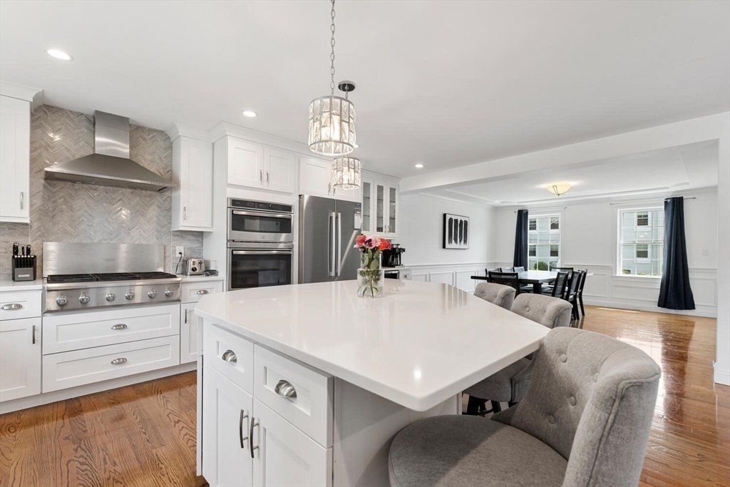 4 bed, 2 bath apartment for rent at 10 Carol Ave, Burlington — photo 6 of 34