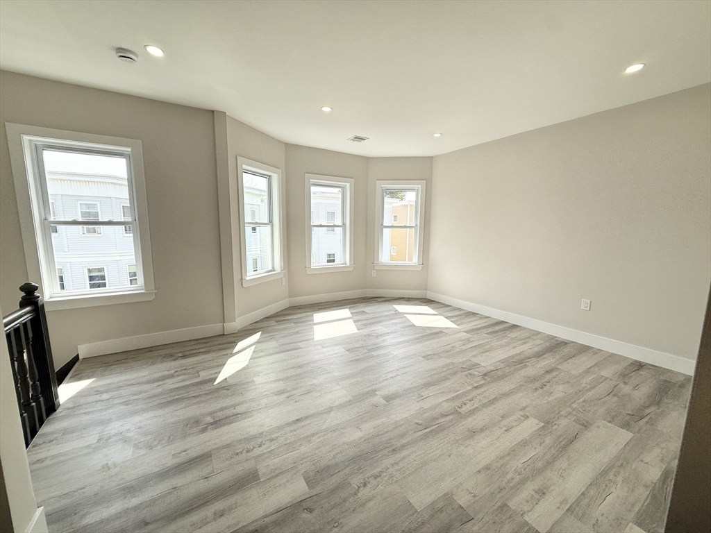 3 bed, 2 bath apartment for rent at 10 Cawfield St Unit 3, Dorchester — photo 2 of 8
