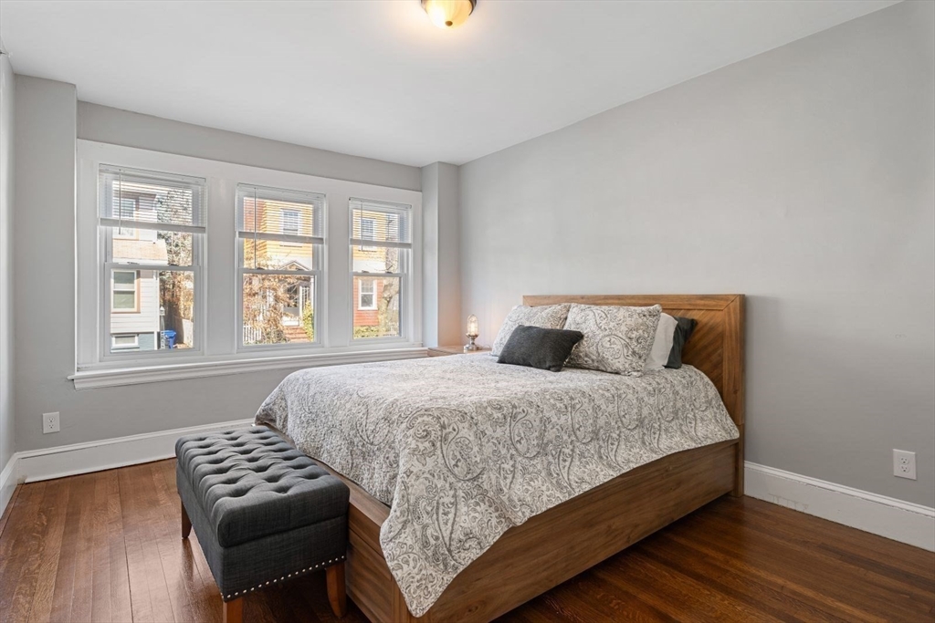 2 bed, 1 bath apartment for rent at 10 Centre Ave Unit 1, Dorchester — photo 4 of 24