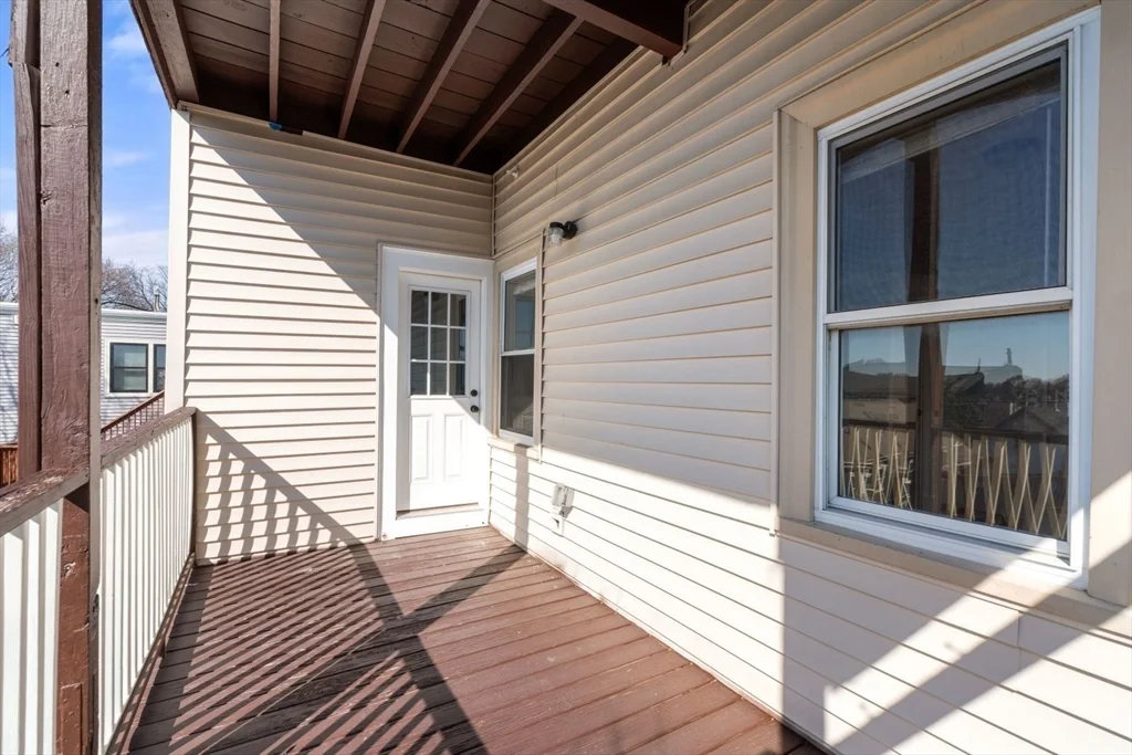 3 bed, 1 bath apartment for rent at 10 Centre Ave Unit 5, Dorchester — photo 17 of 24