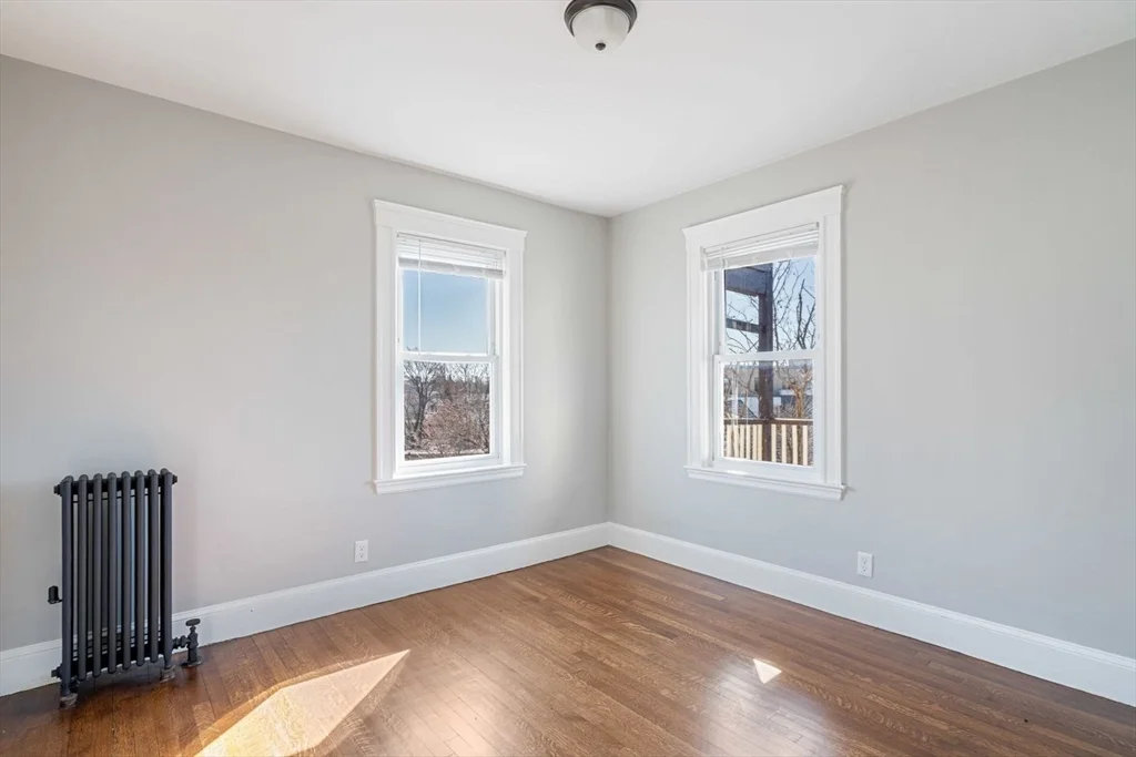 3 bed, 1 bath apartment for rent at 10 Centre Ave Unit 5, Dorchester — photo 13 of 24