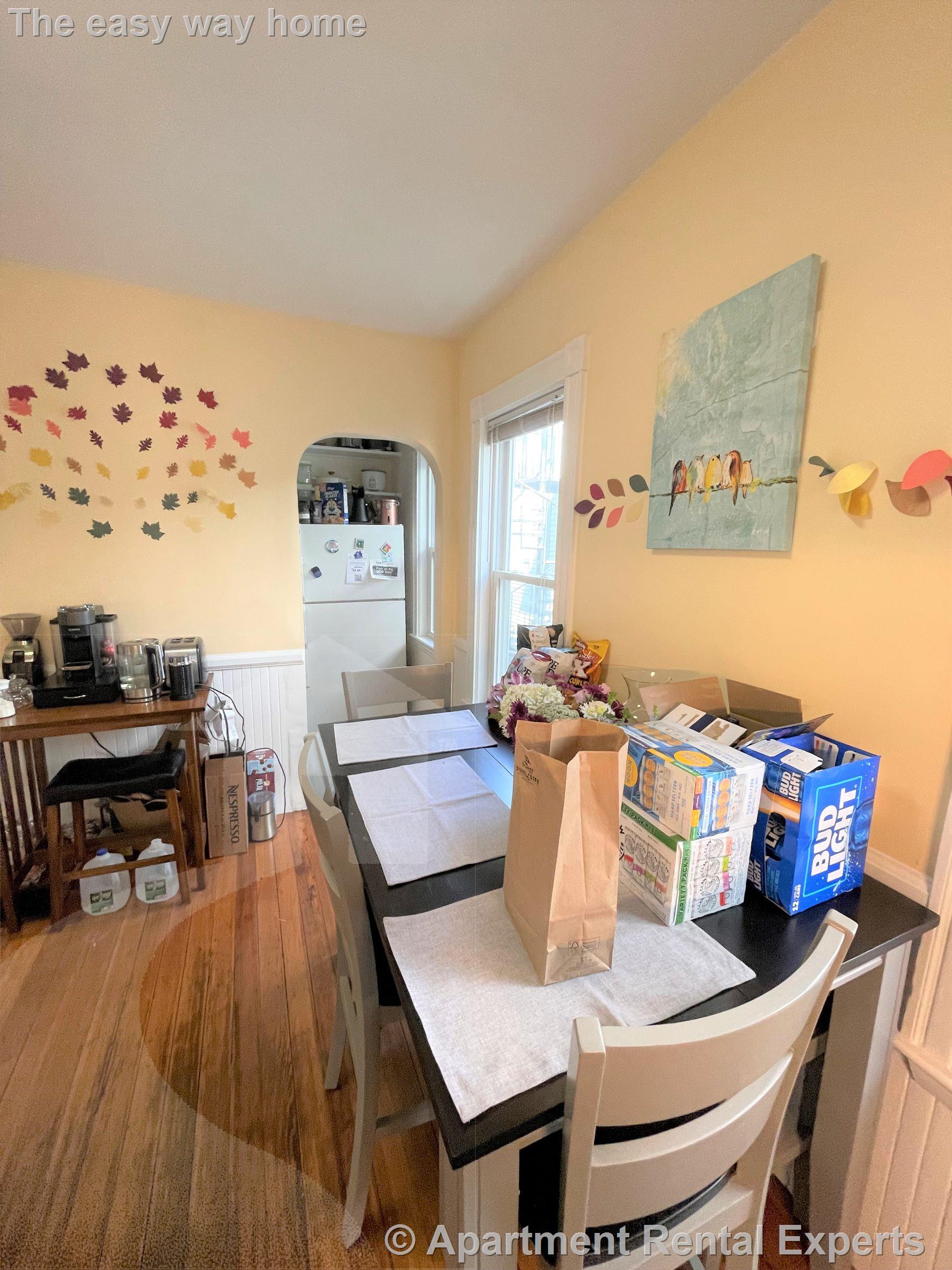 3 bed, 1 bath apartment for rent at 10 Chandler St Unit 1, Davis Square — photo 3 of 15