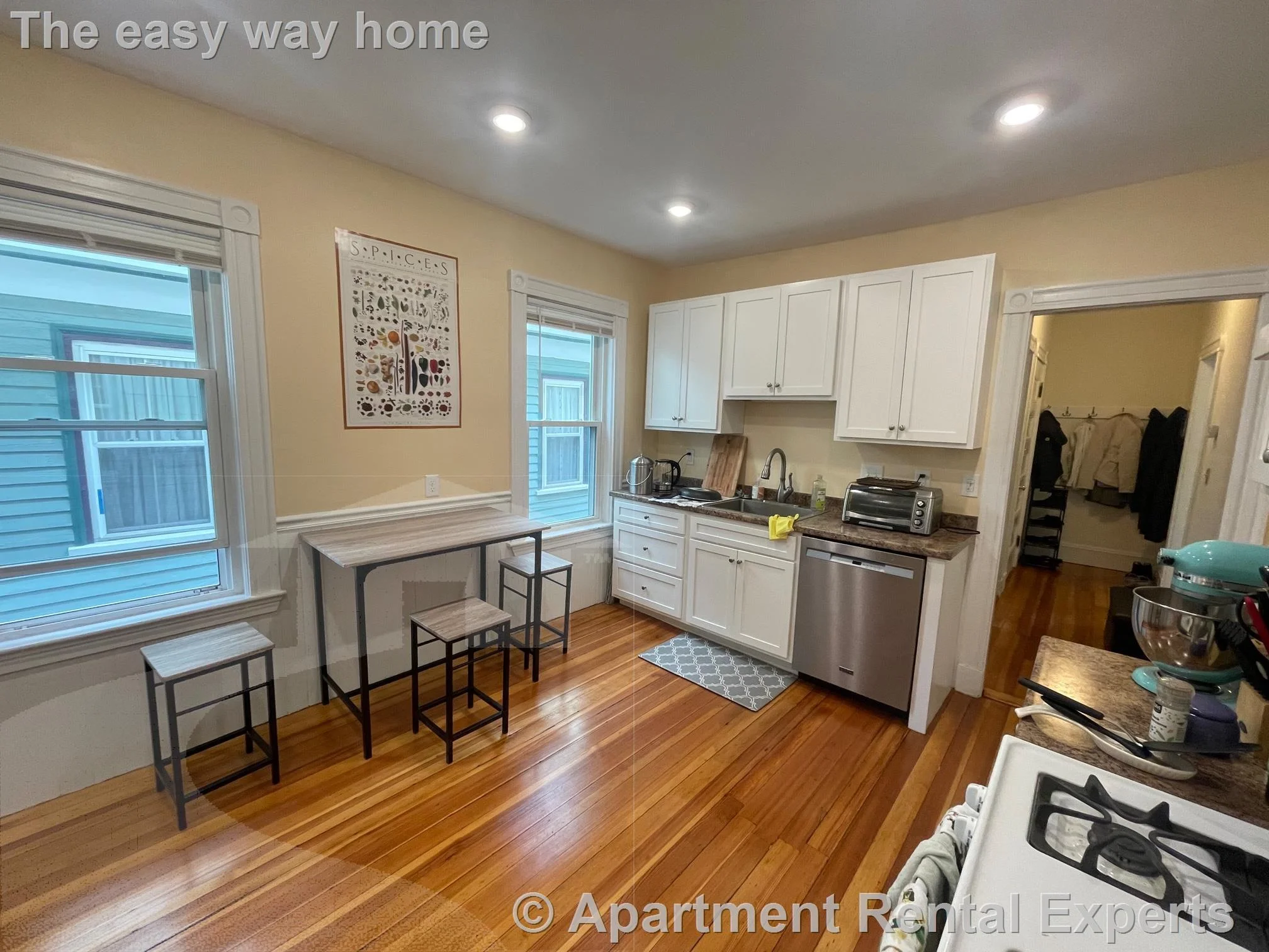 3 bed, 1 bath apartment for rent at 10 Chandler St Unit 2, Davis Square