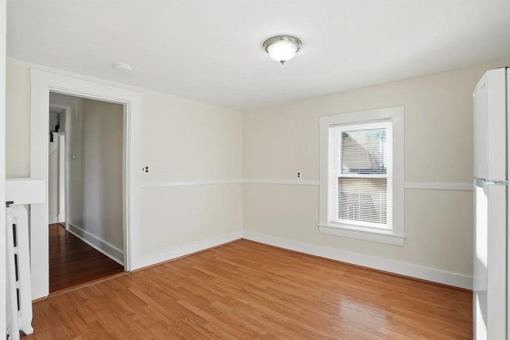 3 bed, 1 bath apartment for rent at 10-12 Charles Unit 2, Winthrop — photo 3 of 22