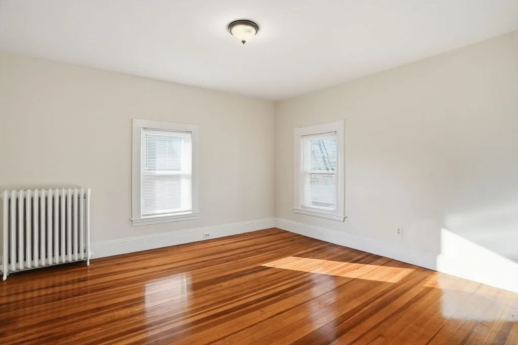 3 bed, 1 bath apartment for rent at 10-12 Charles Unit 2, Winthrop — photo 8 of 22
