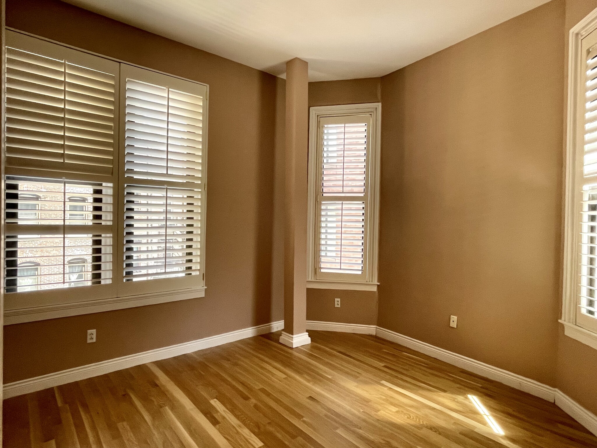 2 bed, 2 bath apartment for rent at 10 Charlesgate Unit 304, Back Bay — photo 8 of 10