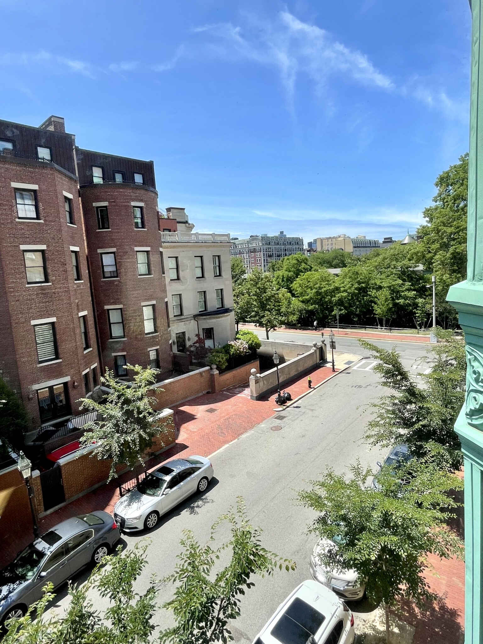2 bed, 2 bath apartment for rent at 10 Charlesgate Unit 34, Back Bay — photo 3 of 8