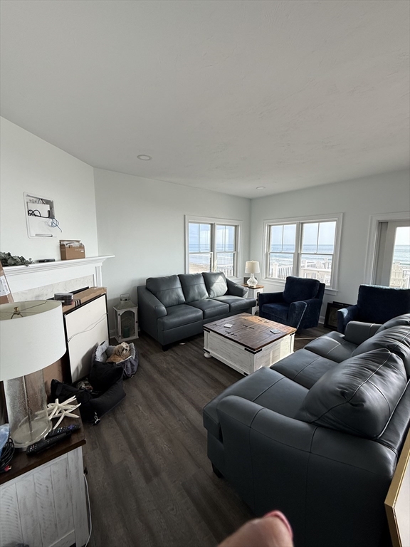 4 bed, 4+ bath apartment for rent at 10 Charlotte St, Rexhame — photo 6 of 22