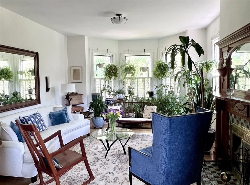 1 bed, 1 bath apartment for rent at 10 Chester Unit 5, Cambridge — photo 5 of 12