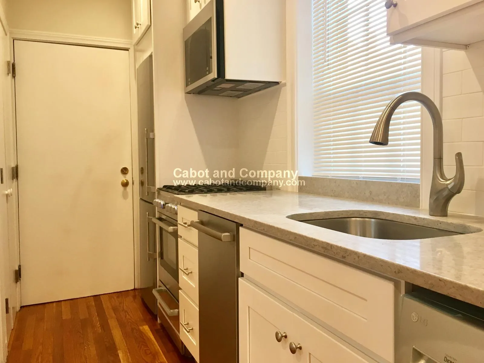 1 bed, 1 bath apartment for rent at 10 Church St Unit 1, Back Bay — photo 1 of 6