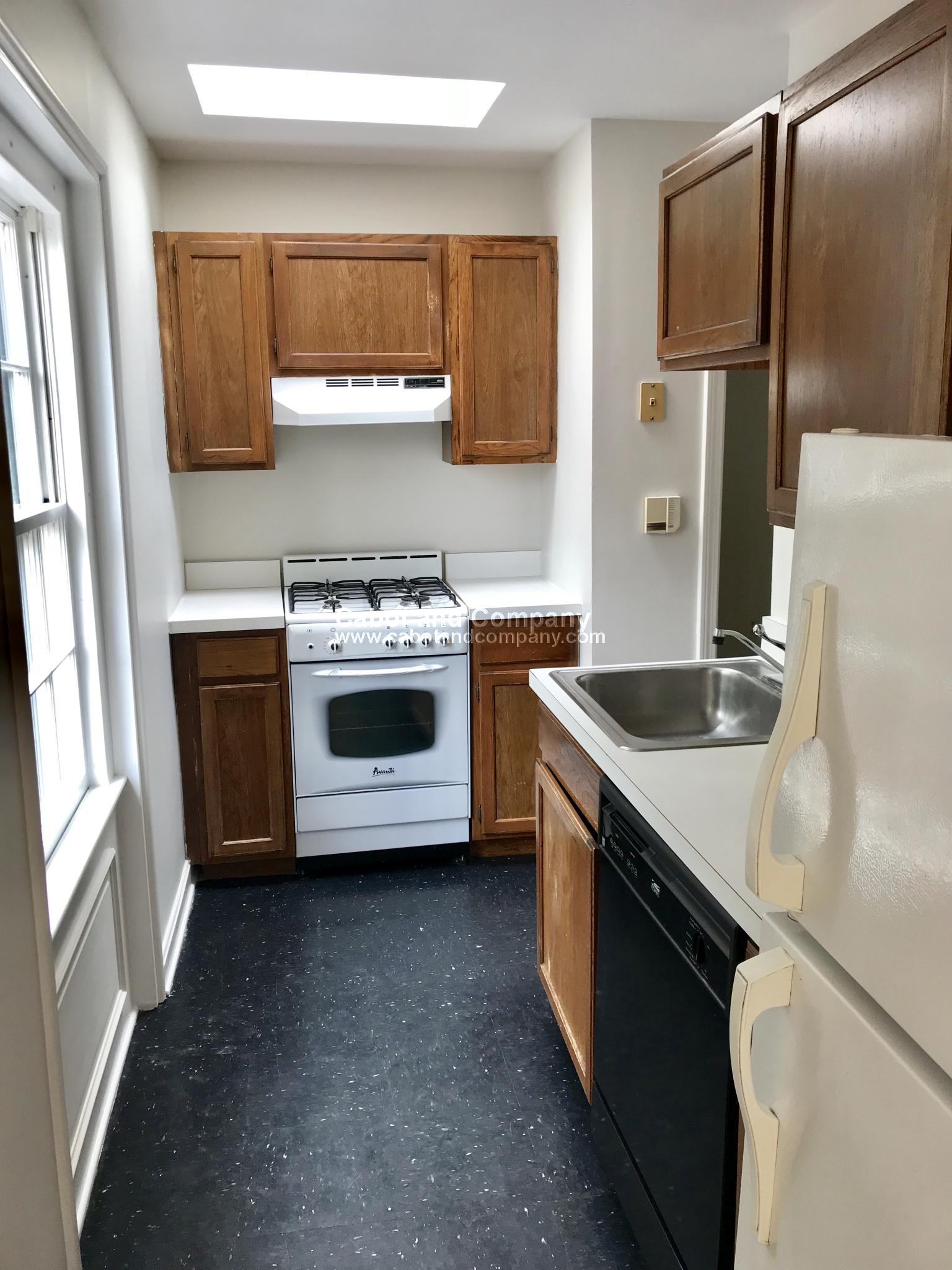 2 bed, 1 bath apartment for rent at 10 Church St Unit 3, Back Bay — photo 4 of 4