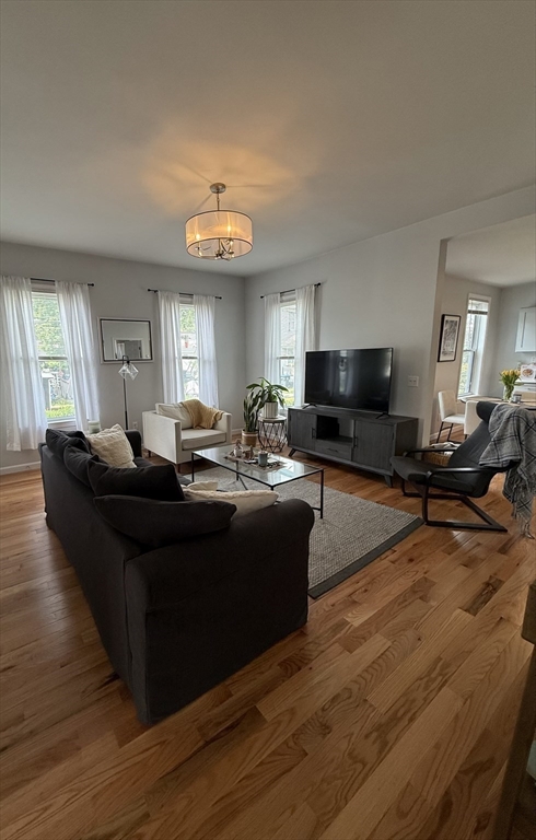 4 bed, 2 bath apartment for rent at 10 Church Unit 2, Natick — photo 5 of 13