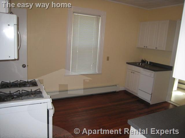 2 bed, 1 bath apartment for rent at 10 Clifton St Unit 1, Davis Square — photo 2 of 8