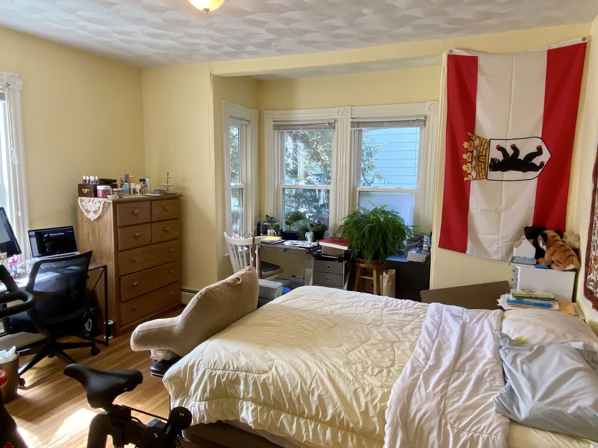 2 bed, 1 bath apartment for rent at 10 Clifton St Unit 1A, Powder House Square — photo 11 of 16