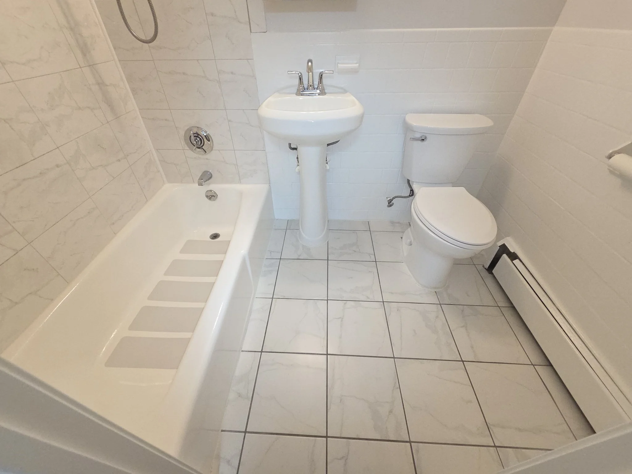 1 bed, 1 bath apartment for rent at 10 Coffey St Unit 11, Dorchester — photo 11 of 18