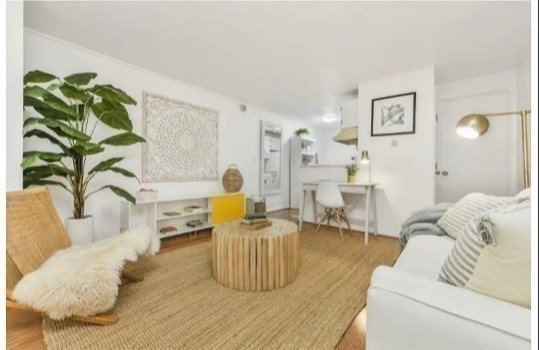 1 bed, 1 bath apartment for rent at 10 Coffey St Unit 3, Dorchester — photo 1 of 8