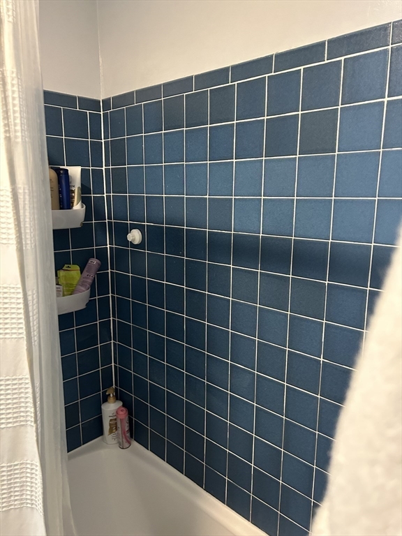 2 bed, 1 bath apartment for rent at 10 Cogswell Ave Unit 2, Cambridge — photo 13 of 16