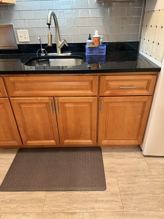 2 bed, 1 bath apartment for rent at 10 Commonwealth Ct Unit 16, Brighton — photo 4 of 11