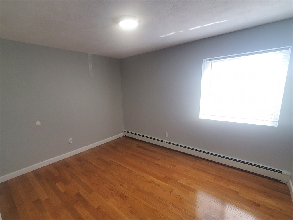2 bed, 1 bath apartment for rent at 10 Copeland St Unit 402, Quincy — photo 9 of 14