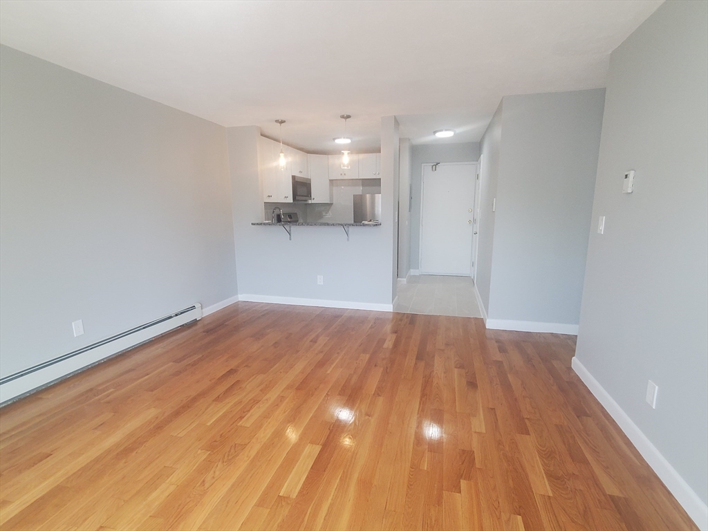 2 bed, 1 bath apartment for rent at 10 Copeland St Unit 402, Quincy — photo 5 of 14