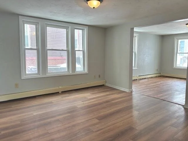 3 bed, 1 bath apartment for rent at 10 Cottage St Unit 1, WPI — photo 4 of 23