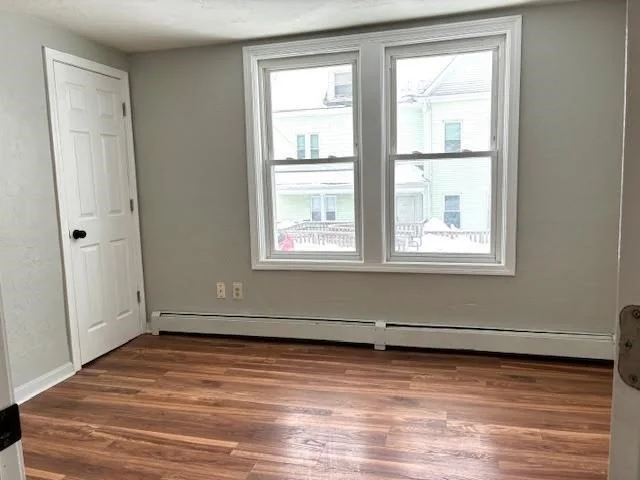 3 bed, 1 bath apartment for rent at 10 Cottage St Unit 1, WPI — photo 13 of 23