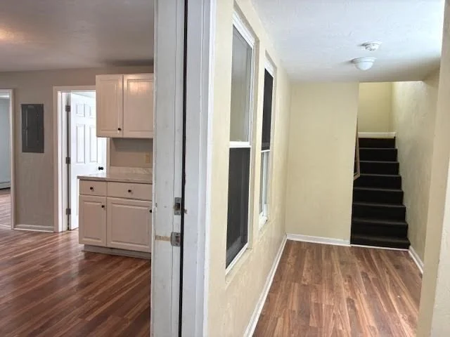 3 bed, 1 bath apartment for rent at 10 Cottage St Unit 1, WPI — photo 21 of 23