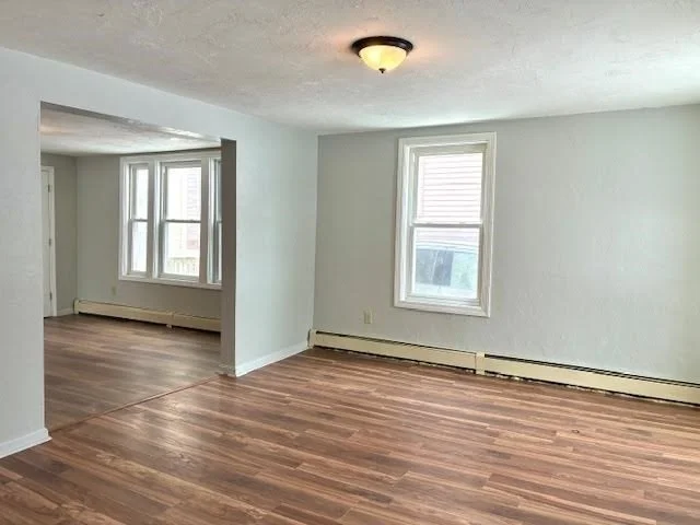 3 bed, 1 bath apartment for rent at 10 Cottage St Unit 1, WPI — photo 2 of 23