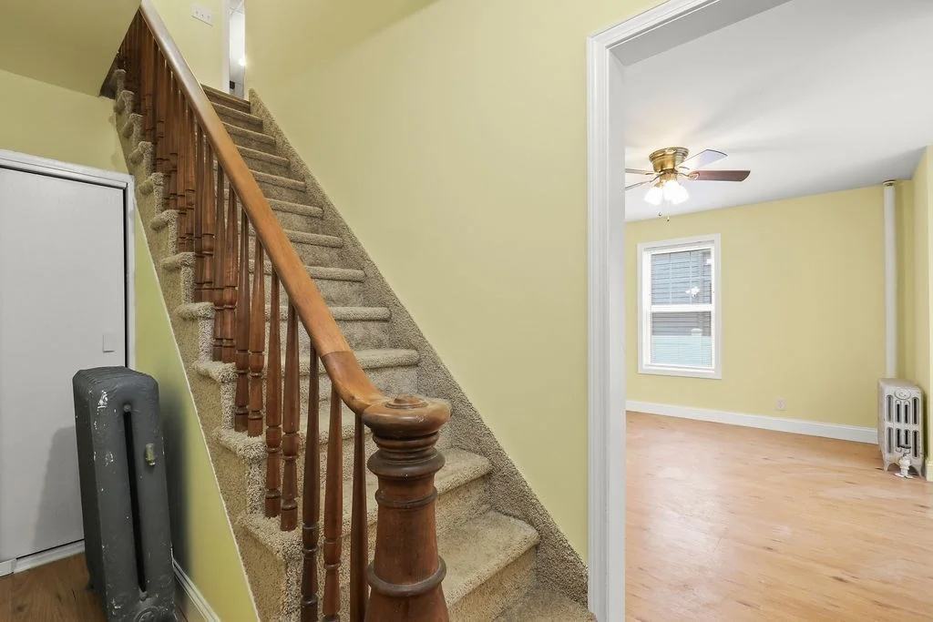 2 bed, 1 bath apartment for rent at 10 Cottage St Unit 10, Five Corners — photo 6 of 27