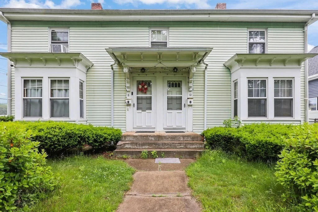 2 bed, 1 bath apartment for rent at 10 Cottage St Unit 10, Five Corners — photo 1 of 27