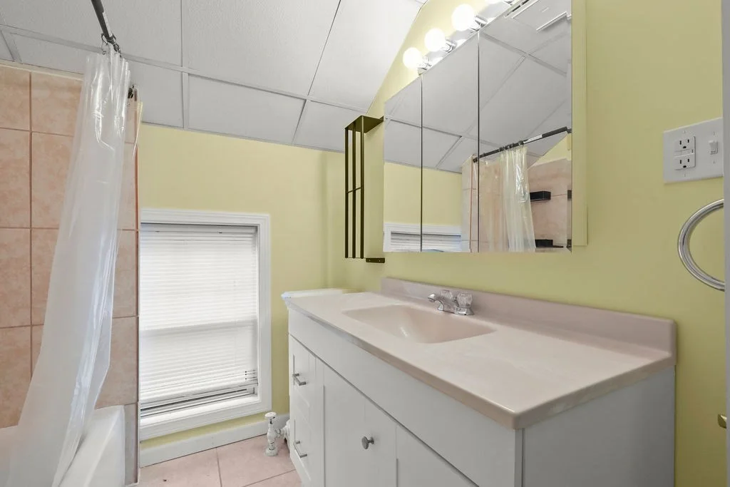 2 bed, 1 bath apartment for rent at 10 Cottage St Unit 10, Five Corners — photo 16 of 27