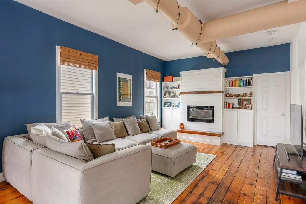 1 bed, 1 bath apartment for rent at 10 Cottage St Unit 2, East Boston — photo 2 of 22