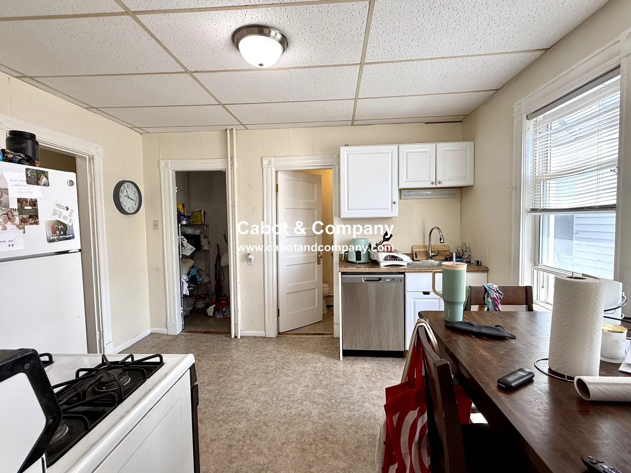 2 bed, 1 bath apartment for rent at 10 Craigie St Unit 2, Spring Hill — photo 5 of 13