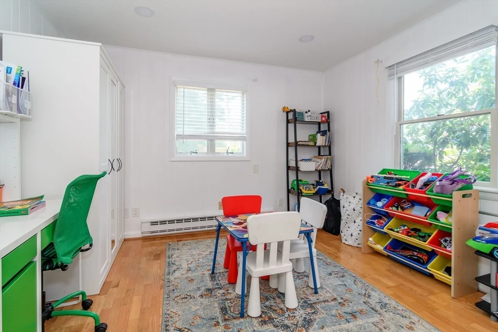 3 bed, 2 bath apartment for rent at 10 Curtis Rd, Natick — photo 13 of 26