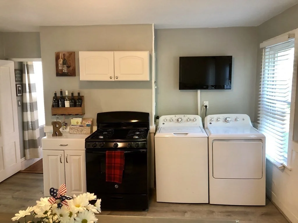 1 bed, 1 bath apartment for rent at 10 Cushman St Unit 1, Downtown — photo 4 of 17