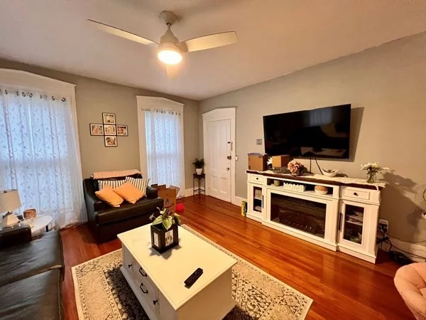 1 bed, 1 bath apartment for rent at 10 Cushman St Unit 2, Braintree Highlands — photo 2 of 20