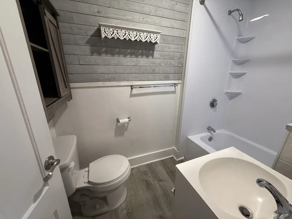 1 bed, 1 bath apartment for rent at 10 Cushman St Unit 2, Braintree Highlands — photo 16 of 20
