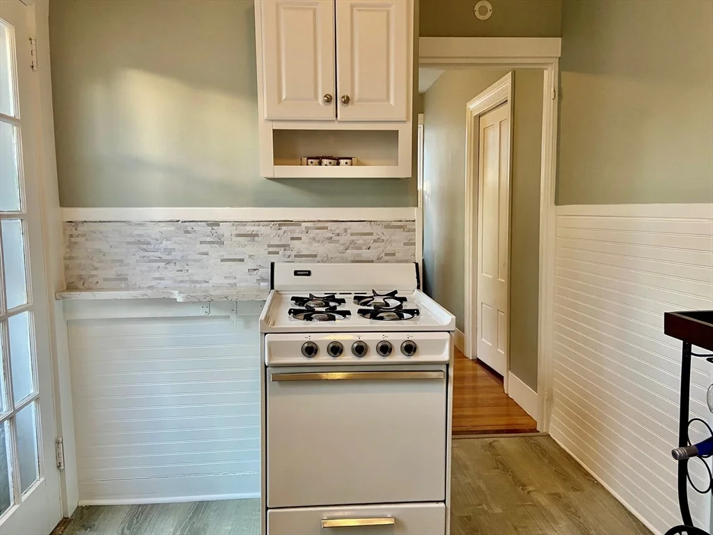 1 bed, 1 bath apartment for rent at 10 Cushman St Unit 4, Downtown — photo 11 of 13