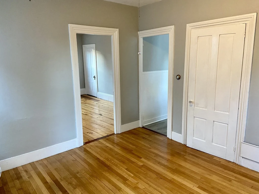 1 bed, 1 bath apartment for rent at 10 Cushman St Unit 4, Downtown — photo 9 of 13