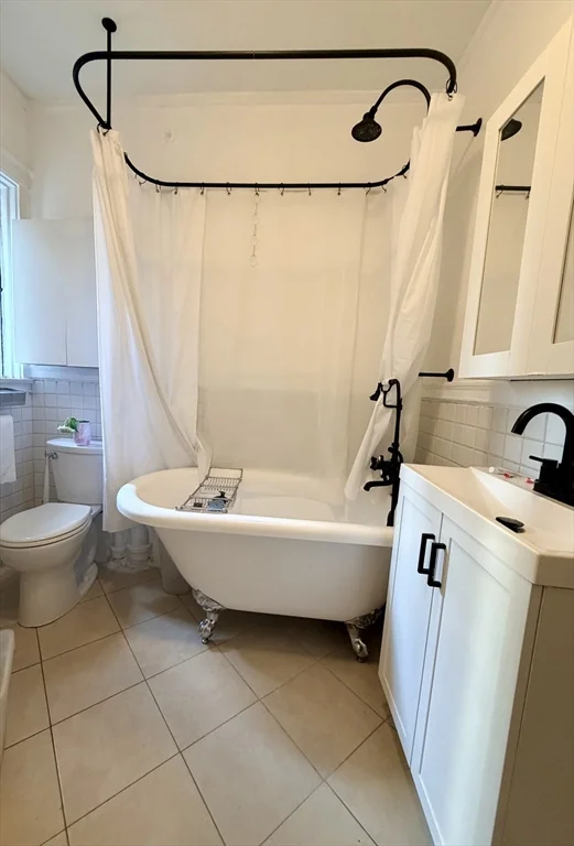 1 bed, 1 bath apartment for rent at 10 Dana St Unit 206, Harvard Square — photo 6 of 8