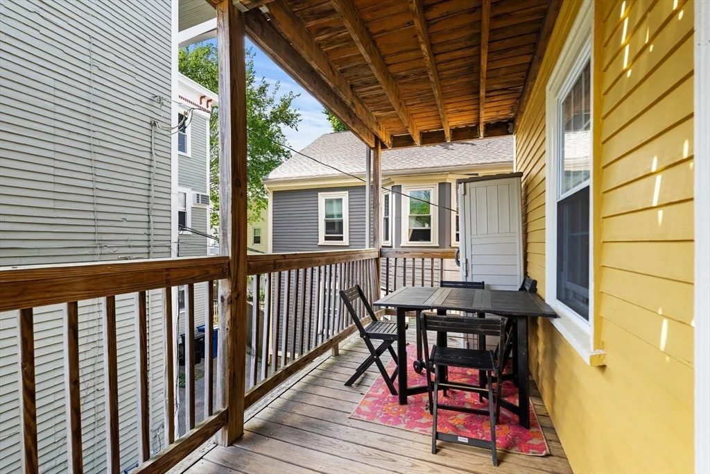 3 bed, 1 bath apartment for rent at 10 Daniels St Unit 2, Salem — photo 24 of 25