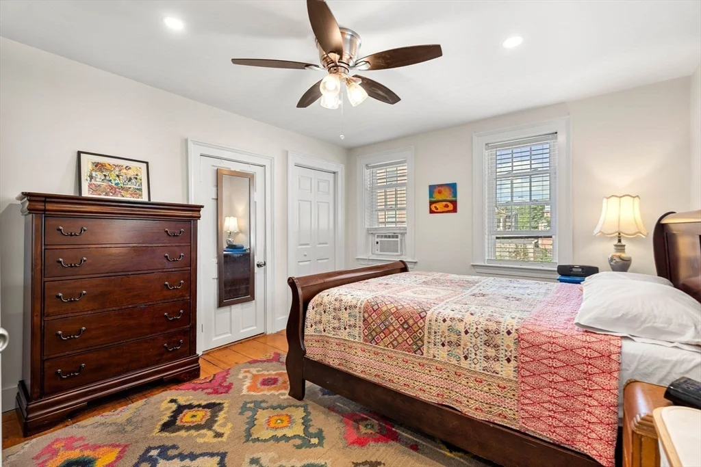 3 bed, 1 bath apartment for rent at 10 Daniels St Unit 2, Salem — photo 11 of 25