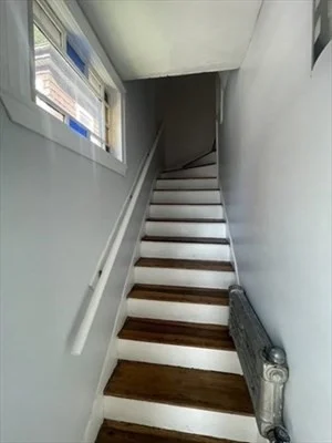3 bed, 2 bath apartment for rent at 10 Delaware Unit 2, East Somerville — photo 2 of 32