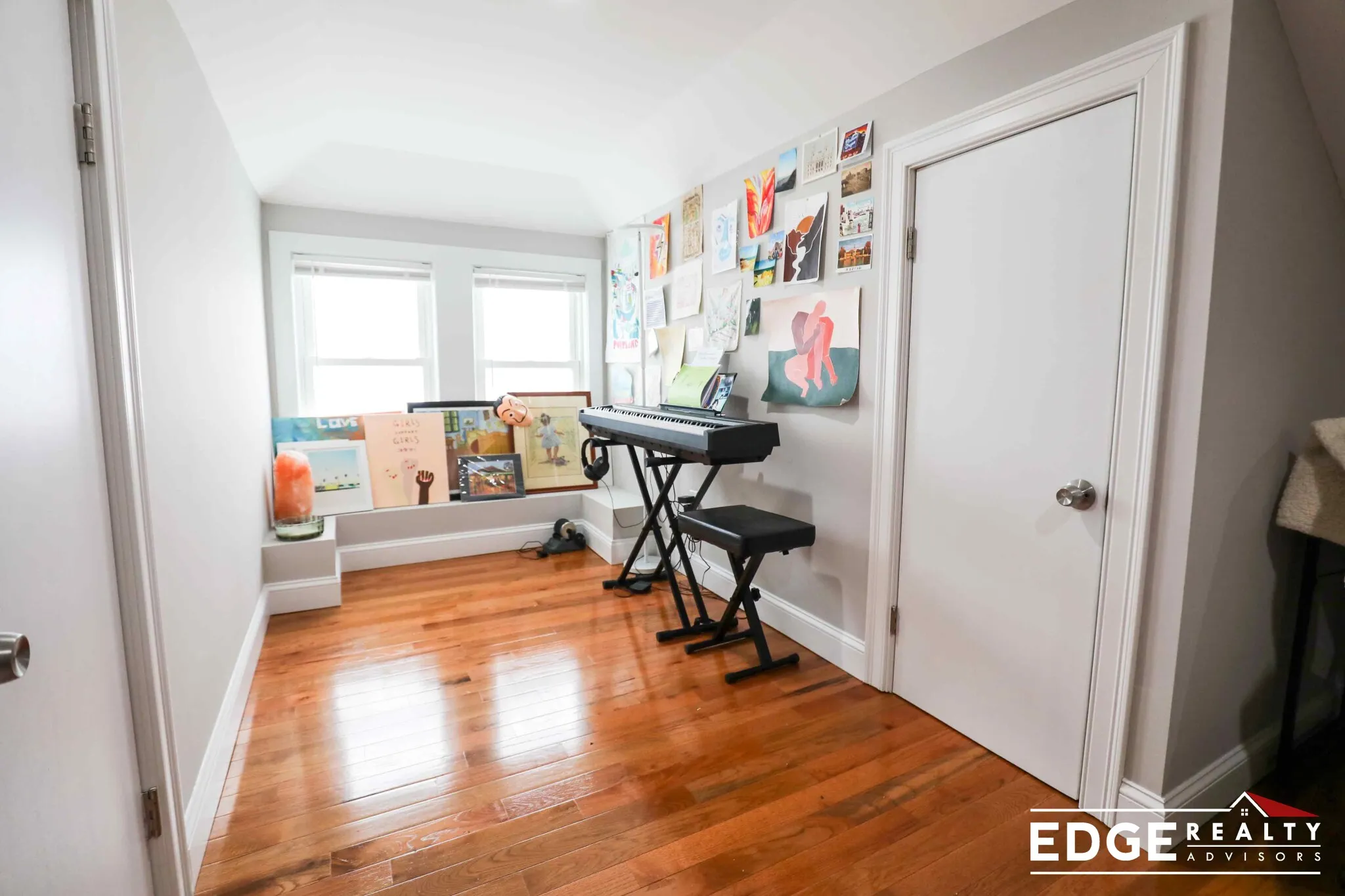 4 bed, 2 bath apartment for rent at 10 Donnybrook Rd Unit 3, Brighton — photo 11 of 14