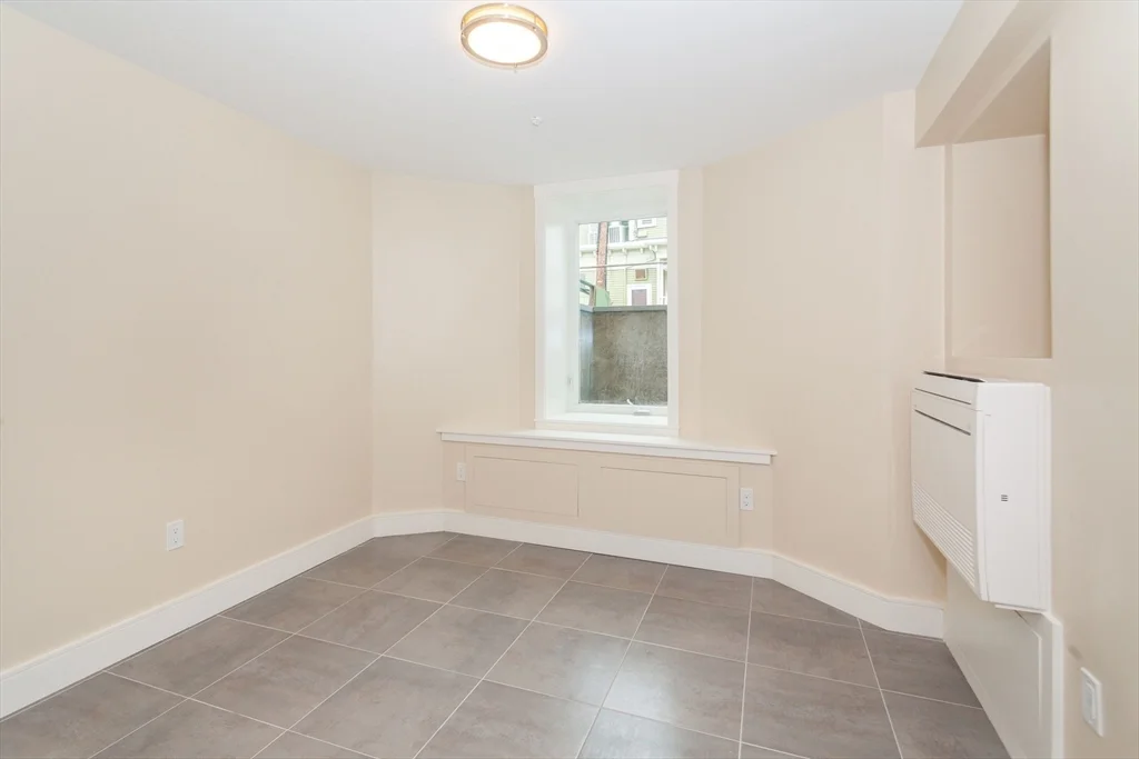 2 bed, 2 bath apartment for rent at 10 Dover Unit 1, North Cambridge — photo 9 of 11