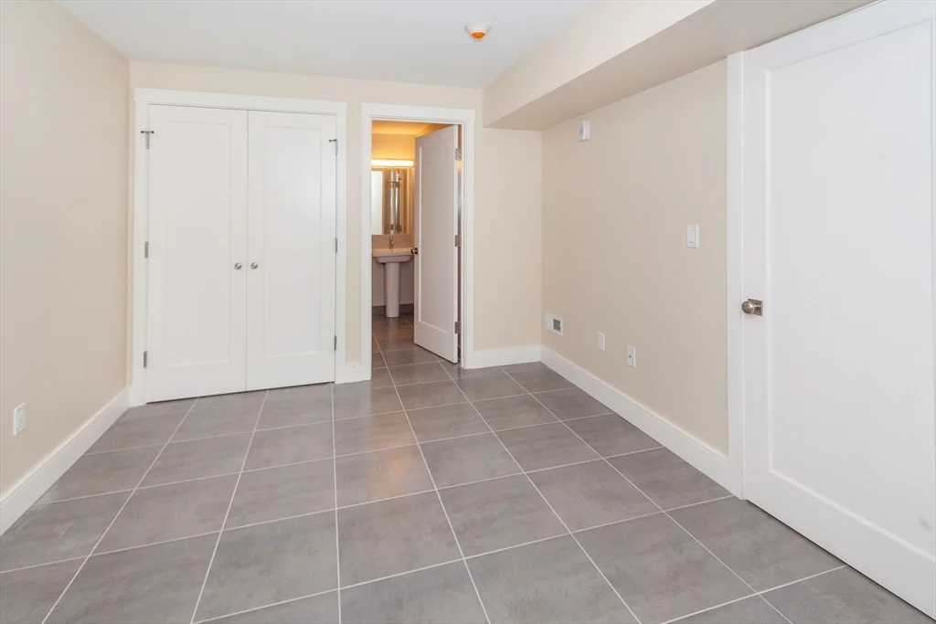 2 bed, 2 bath apartment for rent at 10 Dover Unit 1, North Cambridge — photo 5 of 11