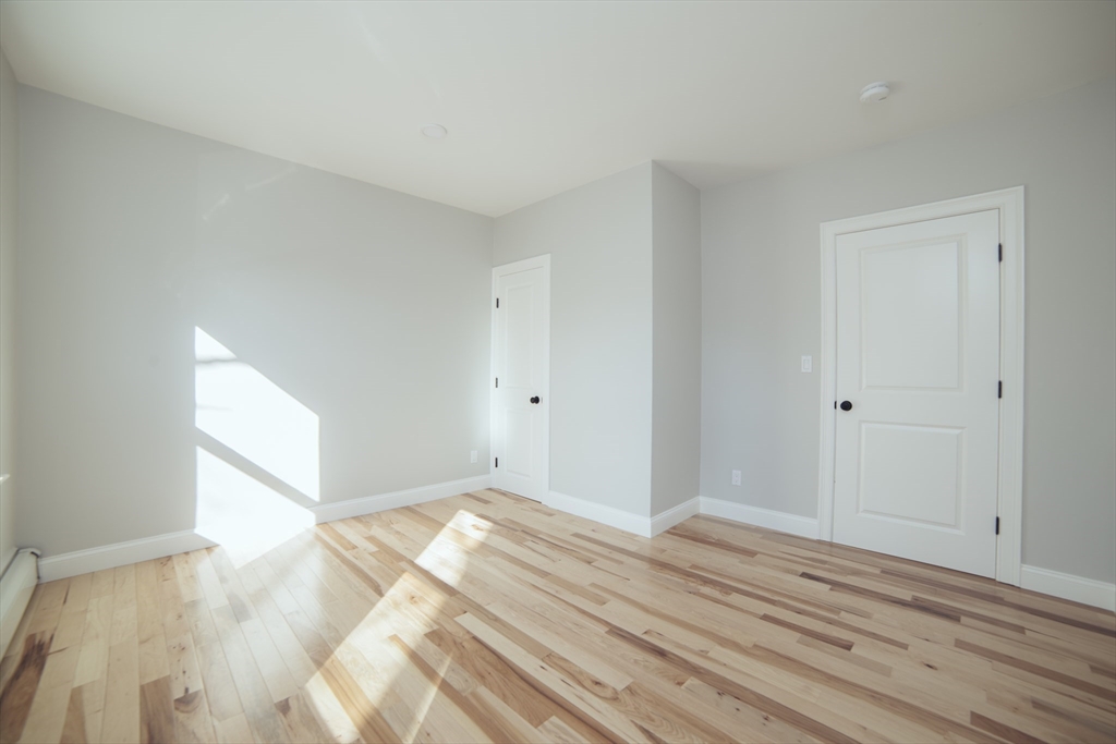 2 bed, 1.5 bath apartment for rent at 10 Duffley Ct Unit 1, Chestnut Hill — photo 13 of 33