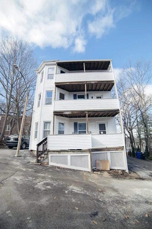 3 bed, 1.5 bath apartment for rent at 10 Duffley Ct Unit 3, Chestnut Hill — photo 30 of 33