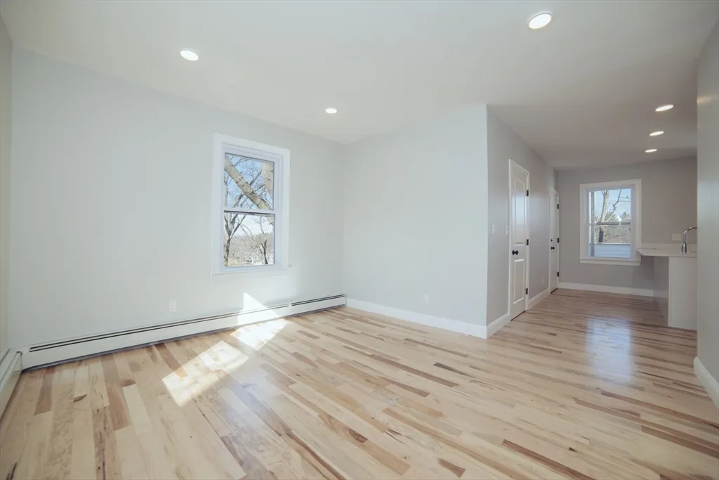 3 bed, 1.5 bath apartment for rent at 10 Duffley Ct Unit 3, Chestnut Hill — photo 10 of 33